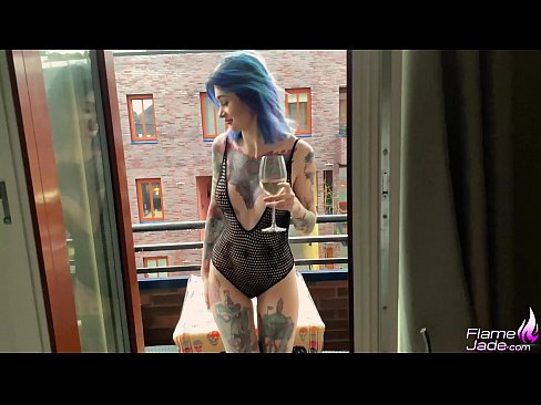 ❤️ Kæmpe pige suger med en sut og knepper lidenskabeligt under åben himmel ❤️❌ Porno at da.pornburst.ru